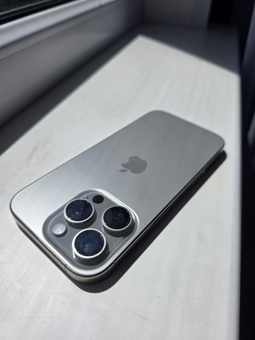 Iphone 16 pro 256gb 90% esim