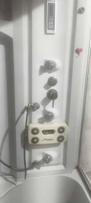 Продам душевую кабинку