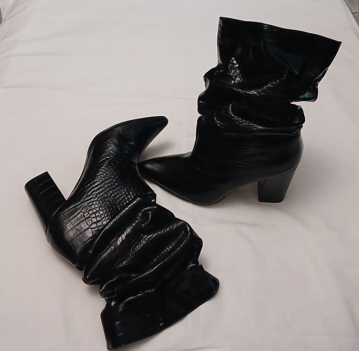 Botine Sergio Todzi negre lacuite, cu toc înalt, marimea 40
