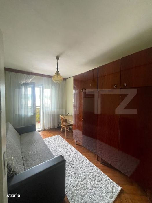 Apartament 4 camere, 83 mp, decomandat, zona Manastur