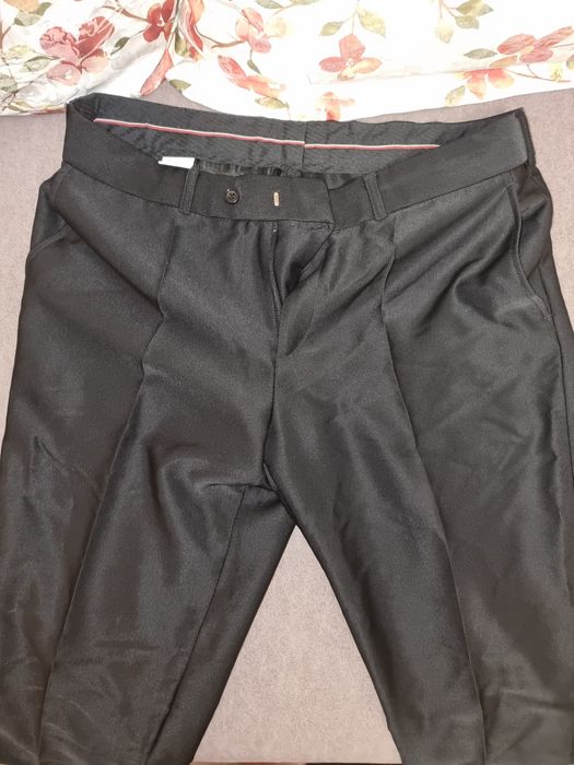 Vănd Costum Bărbați + Pantofi ca nou