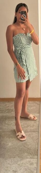 Летни рокли в лилаво и в зелено каре. Цена на всяка 15 лева цена