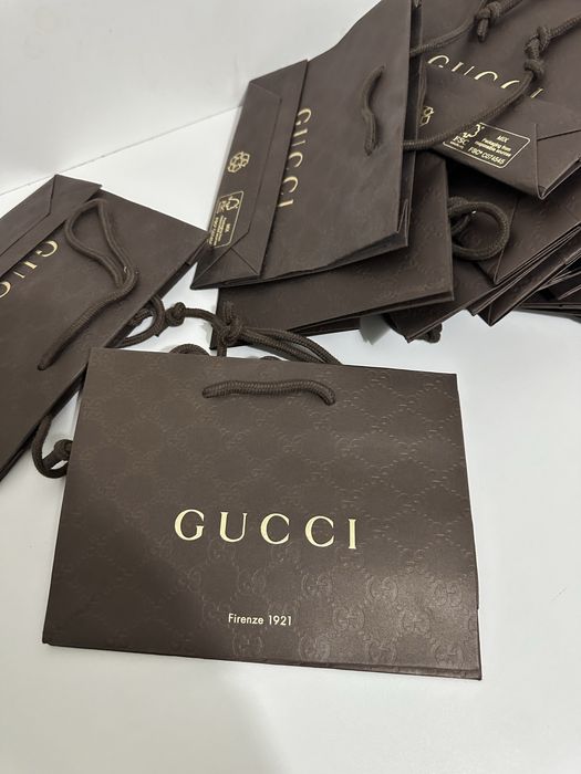 Продам картонные пакеты GUCCI Ориганал 100%