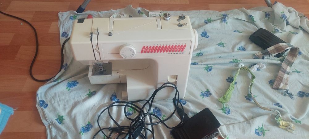 Тігін машинасын  сатамын