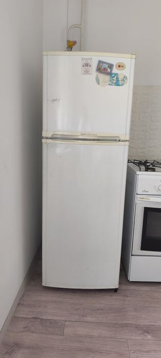 Продам холодильник LG
