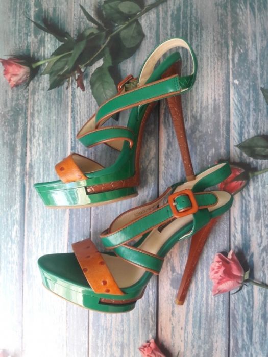 Босоножки,туфли на бал 37