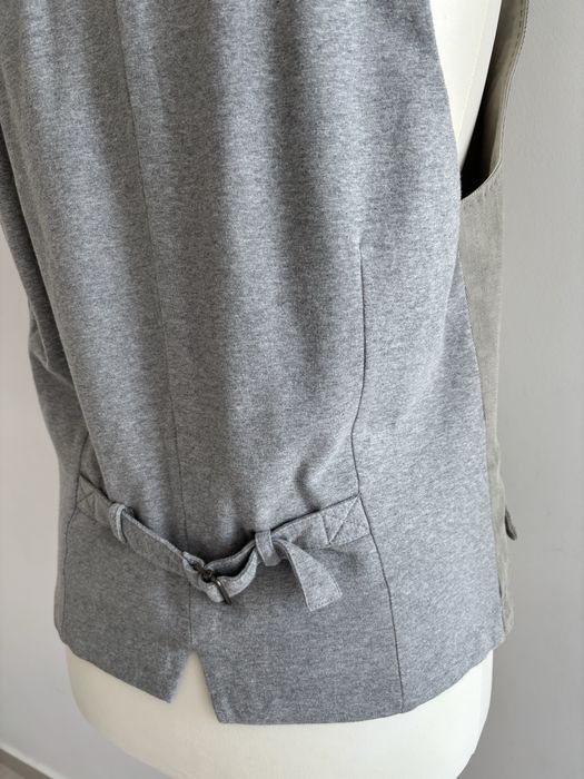 Dolce&Gabbana елек, размер 48; Guess яке