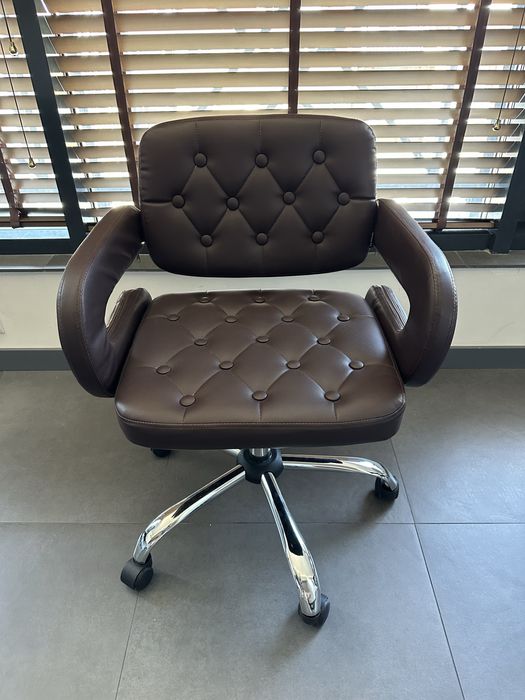 СТОЛ НА КОЛЕЛЦА VERSAY - 24м гаранция и безплатна доставка до офис