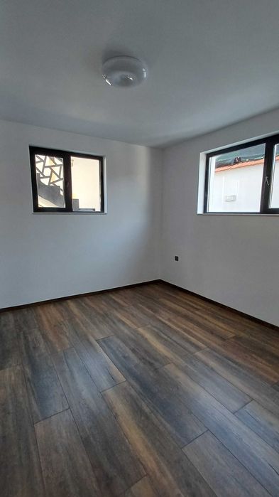 Продава се Къща в Плевен, 9-ти квартал - 150 кв.м за 1139 €/кв.м - Снимка #7