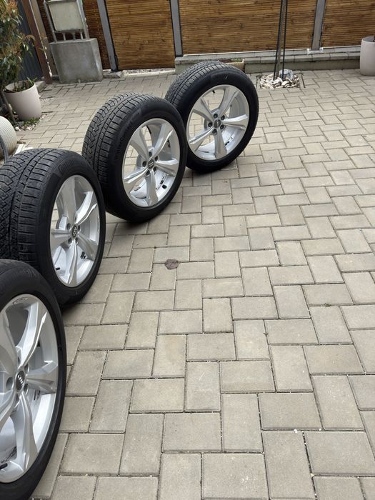 Audi Q5  -72000-!! km-reali