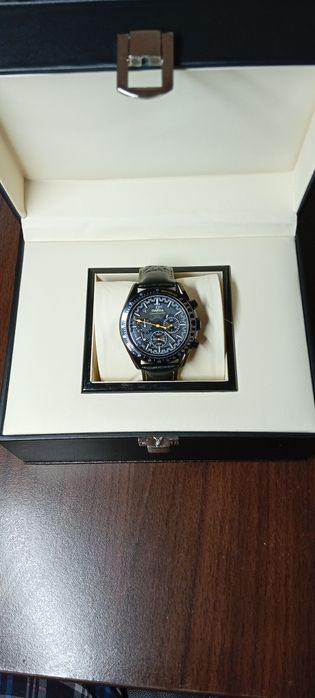 Ceas Dark Side Of The Moon