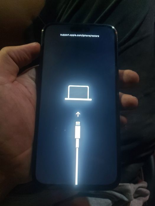 Iphone 14 pro max заблокирован