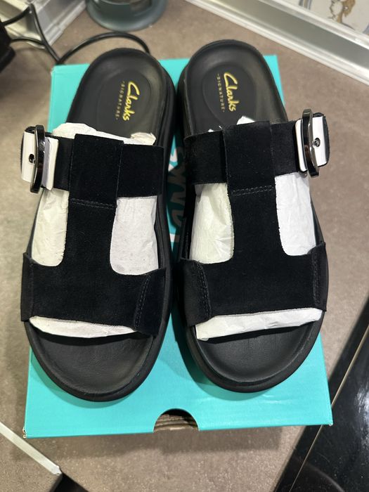 Чехли от естествена кожа Clarks