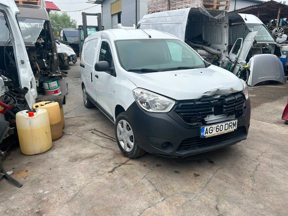 usa dr fata dacia dokker 2017