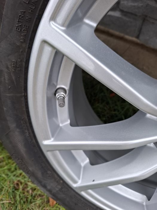 17"Джанти BMW G20 чисто нови зимни гуми