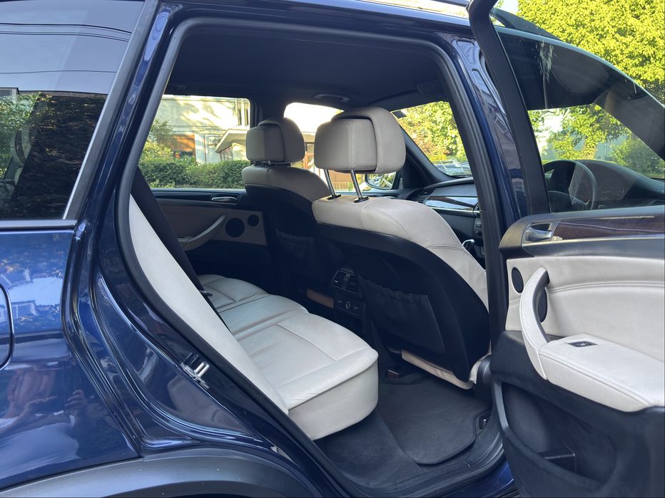 BMW X5 2011 4.0D 306cp