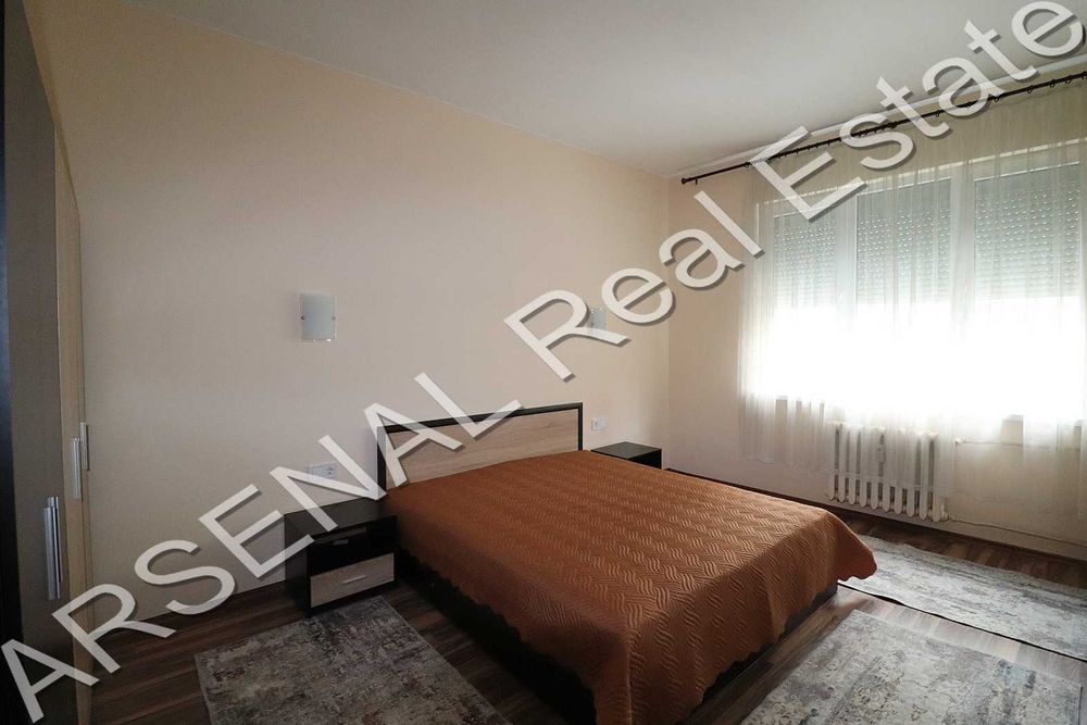 Дава се под наем Тристаен апартамент в София, Център - 95 кв.м за 600 € - Снимка #5