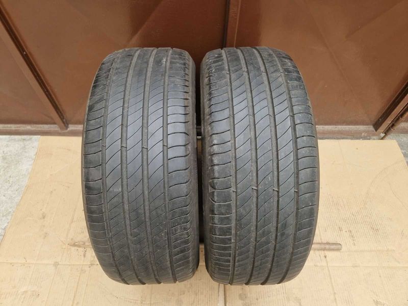 2 Michelin R17 225/55
летни гуми
DOT0623