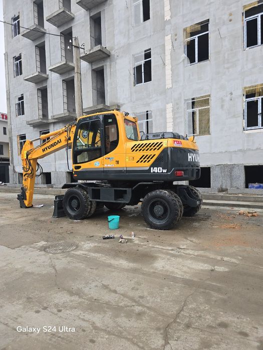 Ekskavator sotiladi!!!