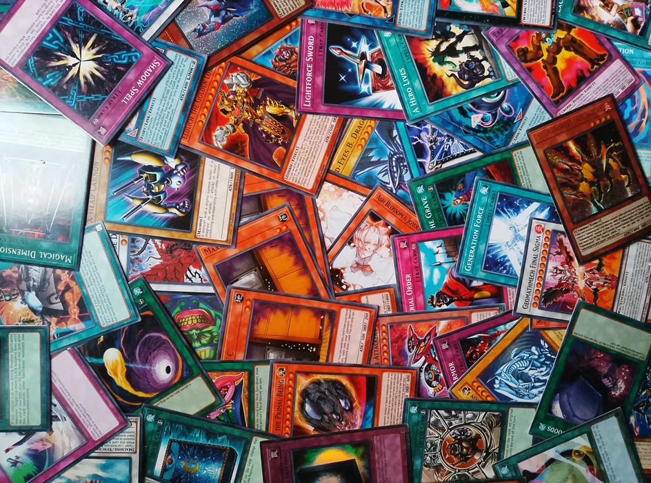 100 Карти Yu-Gi-Oh!