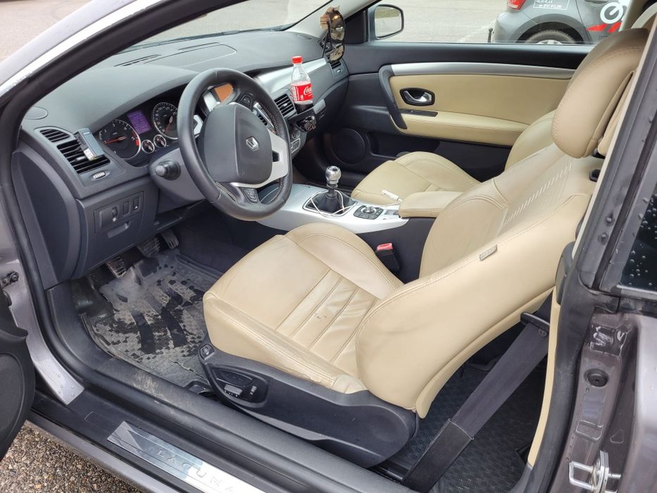 Renault laguna 3 coupe
