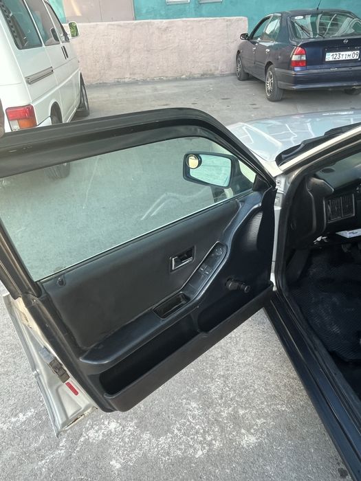 audi 80b3 1.8 моно 1991года
