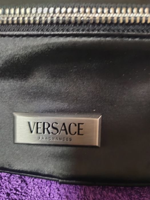 Gentuta,borseta Versace noua