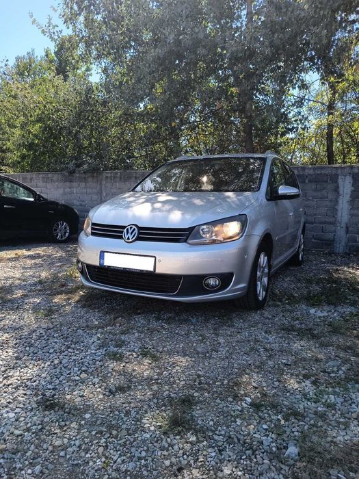 VOLKSWAGEN Touran 2011 — imagine 1