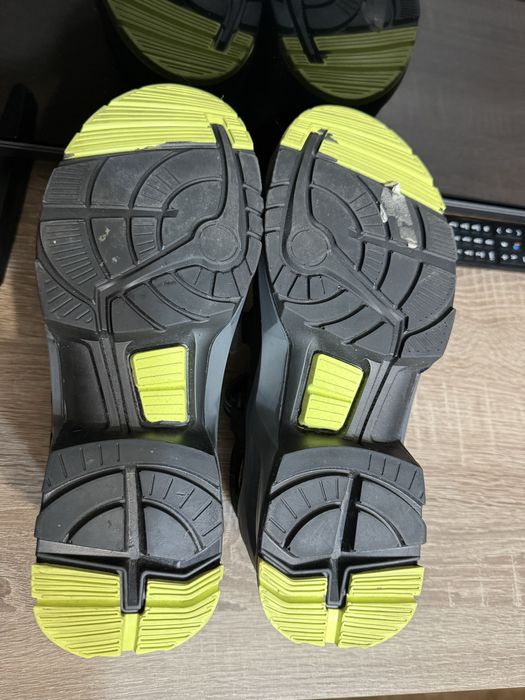 Работни обувки UVEX номер 40