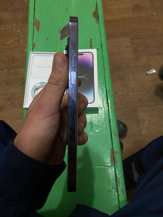 Продам IPhone 14 Pro Max