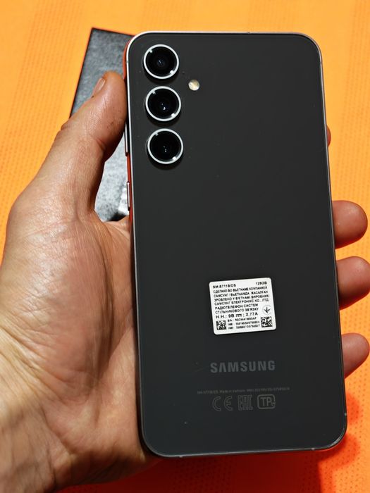 Samsung S23 FE 128 gb Ram 8 5G EAC