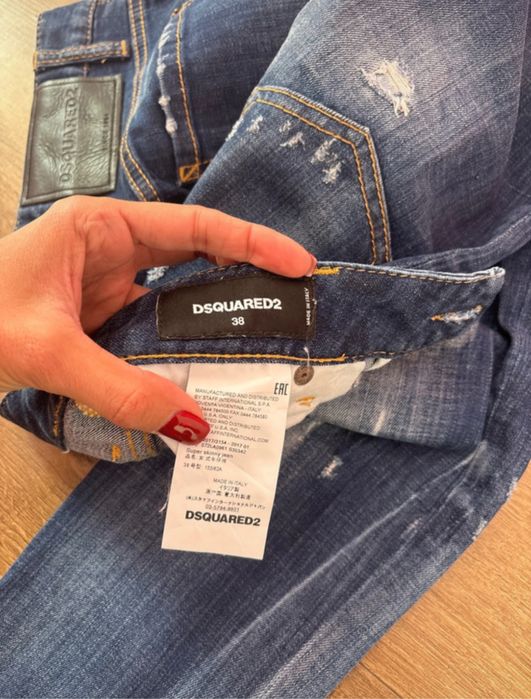 Blugi dsquared2 femei