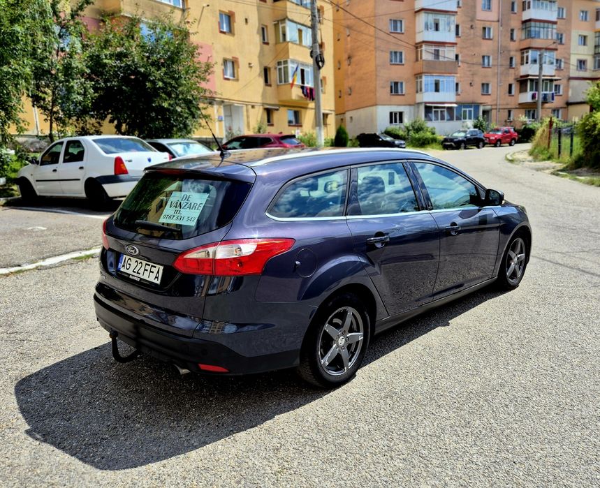 FORD Focus 2013 — imagine 4