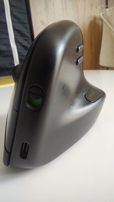 Мишка вертикална ергономична