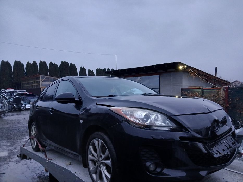 Dezmembrez Piese Mazda3 din 2012