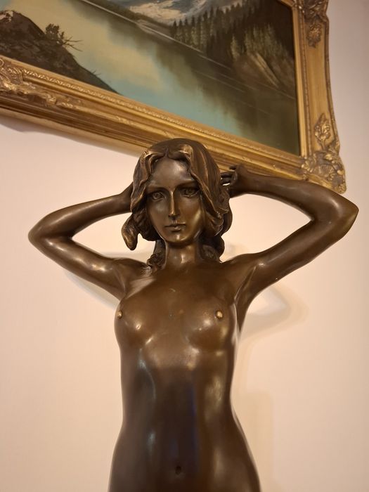 Statuie din bronz semnata 75 cm
