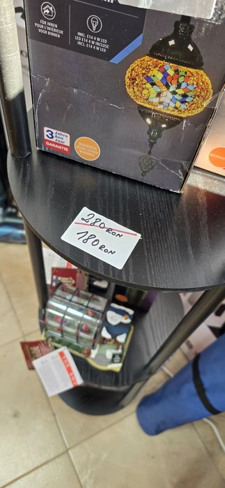 LAMPADAR cu rafturi din lemn