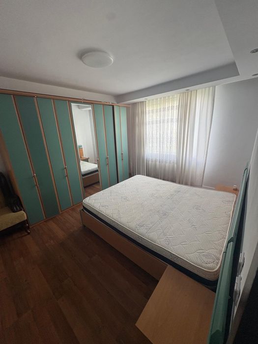 Apartament 3 camere de inchiriat - ultra-central, centru, zona 0, str Petru Rares