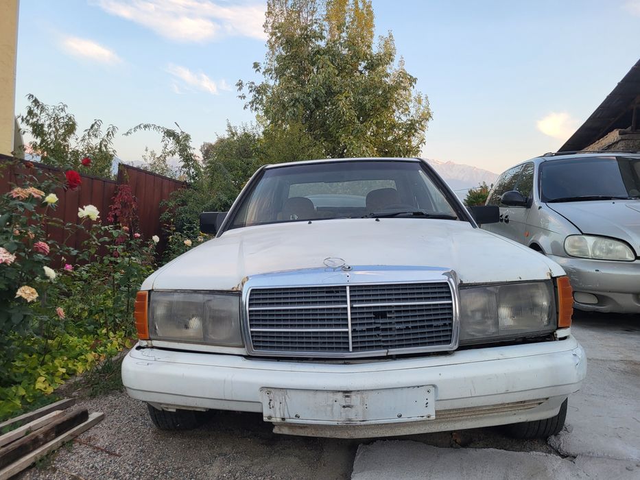 Продам авто Мерседес 190