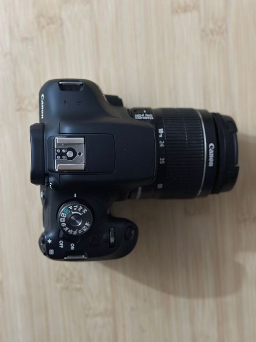 Canon EOS 2000D (зеркальный фотоаппарат)