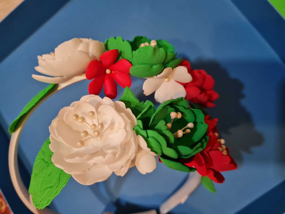 Диадеми трикольор