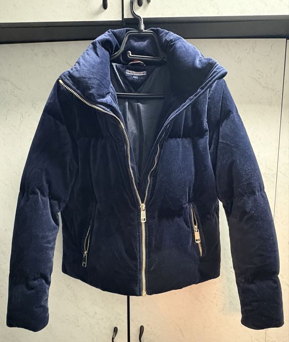Дамско кадифено зимно яке Tommy Hilfiger с пух и пера