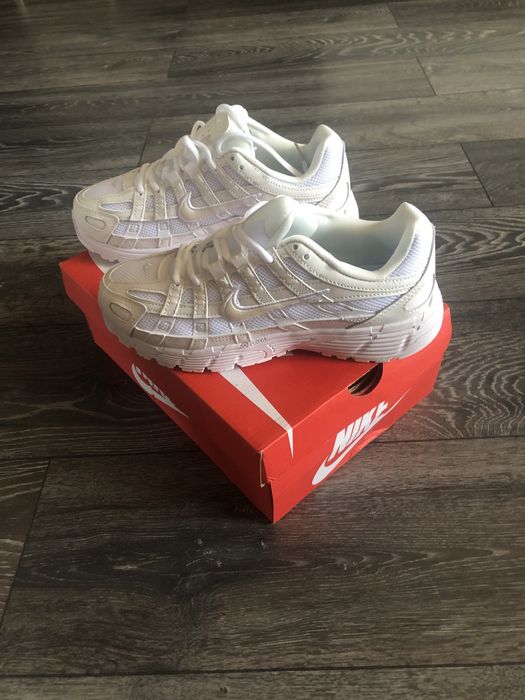 Маратонки   Nike