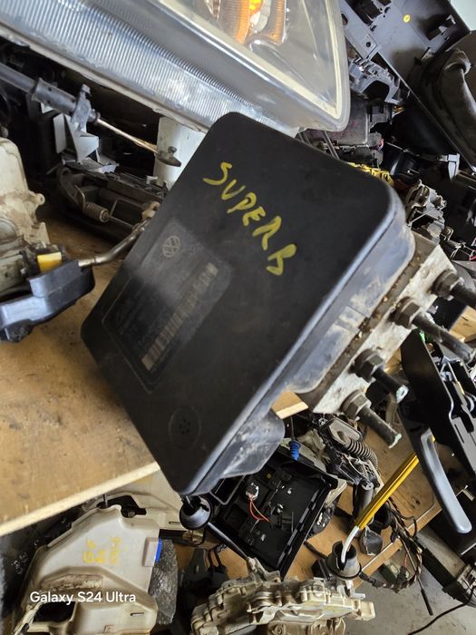 Unitate pompa ABS Skoda Superb 2 cod 3T0 614 517 sau 3T0 907 379 A