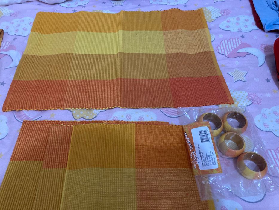 Комплект подложки за сервиране оранжев цвят