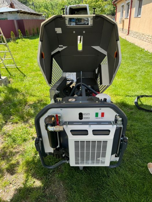 Vand Afacere la cheie. Curatare cu gheata carbonica