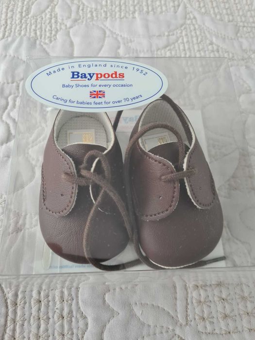 Vând papucei bebeluși