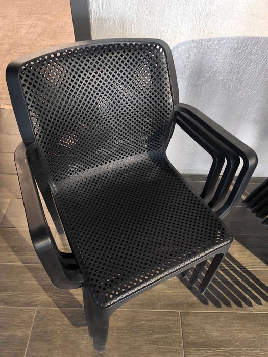 Стол переговорный, стулья, картинки