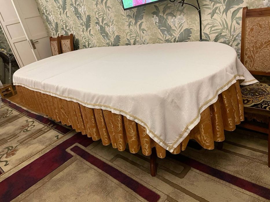 Стол для гостиной 290*120 см