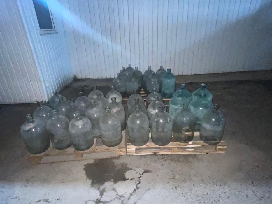 Бу  15 л  стеклянные бутыли
